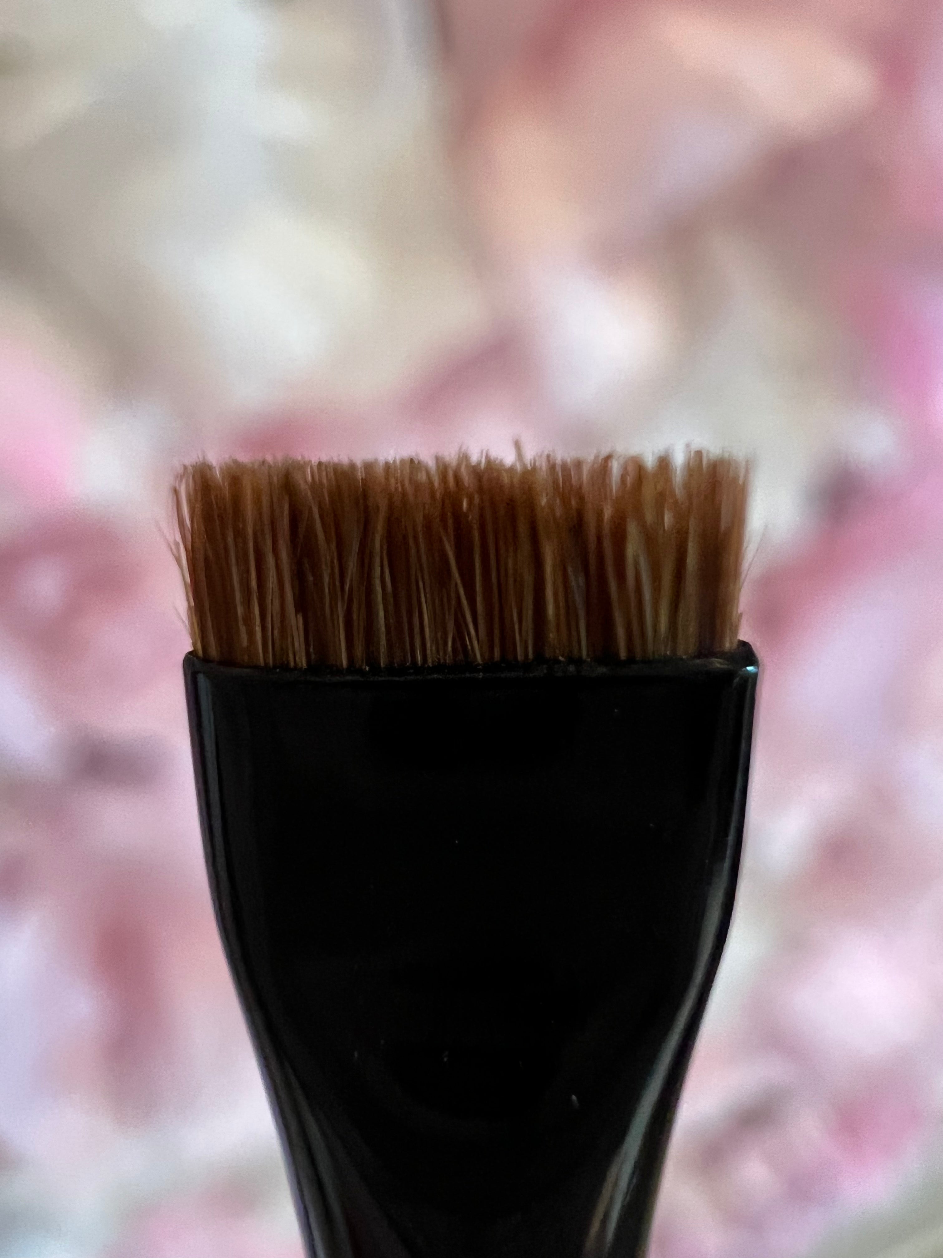 FLAT SHORT BRISTLE BRUSH